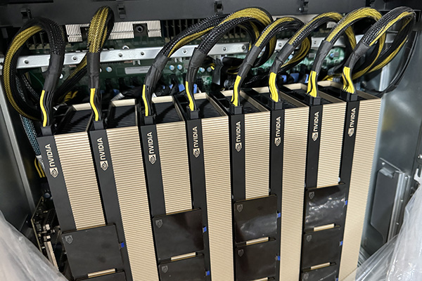 NVIDIA A800 80GB PCIE OEM：制限された市場でのAIスケーラビリティのスマートな選択